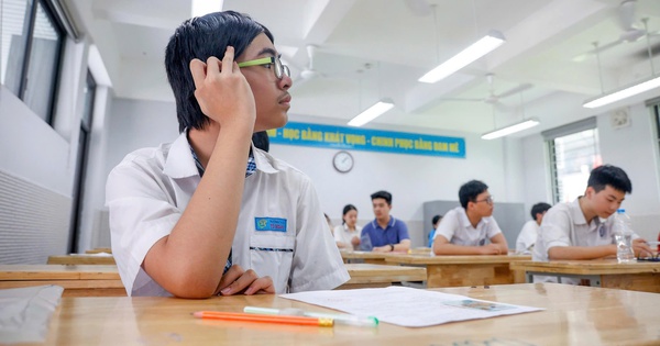 Nhiều câu hỏi còn bỏ ngỏ về kỳ thi vào lớp 10