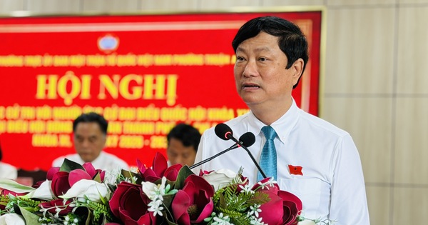 Ứng cử vi&ecirc;n đại biểu Quốc hội ở TP.HCM hứa g&igrave; trước cử tri?