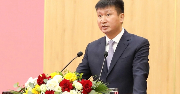 &Ocirc;ng Trần Huy Tuấn l&agrave;m B&iacute; thư Tỉnh ủy Ninh B&igrave;nh