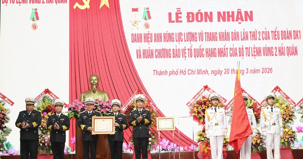 Vùng 2 Hải quân đón nhận danh hiệu Anh hùng LLVT nhân dân lần thứ 2