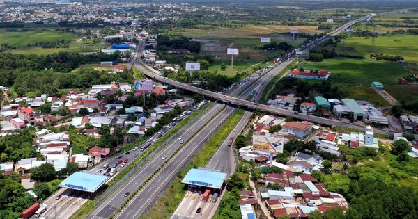 Bộ Xây dựng thúc giục tiến độ các dự án giao thông kết nối sân bay Long Thành