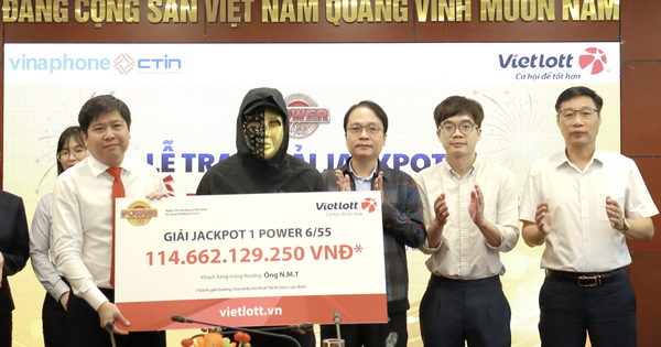 Kiên trì mua Vietlott 5 năm, trúng hơn 114 tỉ đồng