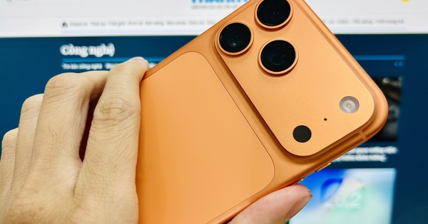 iPhone 17 Pro gây bất ngờ khi chạy được mô hình AI khổng lồ