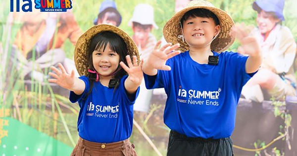 Giúp con theo kịp bạn, hay bắt kịp thế giới?