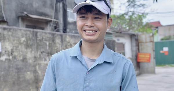 Gặp người thợ nhôm sắt phá mái tôn ‘mở đường sống’ cho 7 người