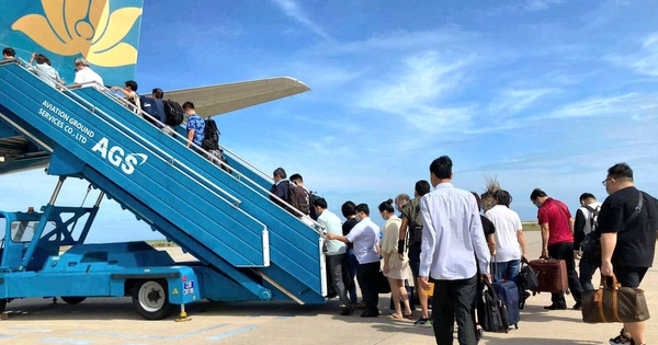 Vietnam Airlines tạm dừng bay Hải Phòng - Cam Ranh do giá nhiên liệu tăng cao