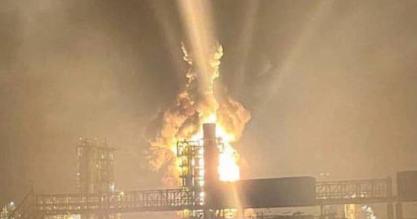 Chiến sự Ukraine ngày 1.492: Nhà máy lọc dầu Nga tê liệt, Kyiv bị gây sức ép