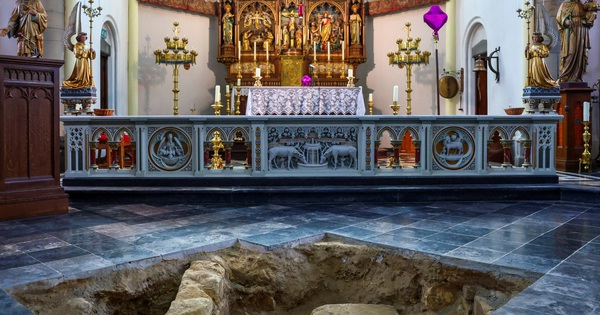 Tìm thấy hài cốt nghi của chàng lính ngự lâm d'Artagnan lừng danh