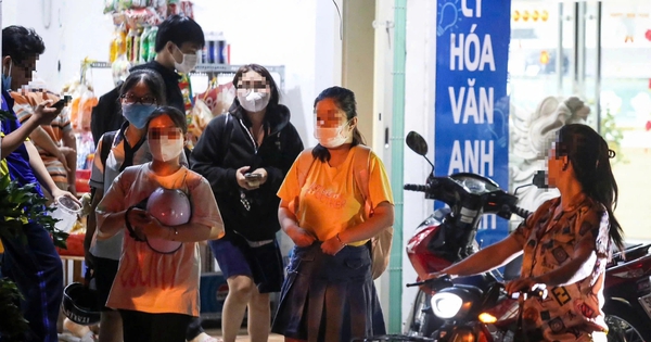 Dạy thêm học thêm 'siết chỗ này là chảy chỗ khác', vì sao?