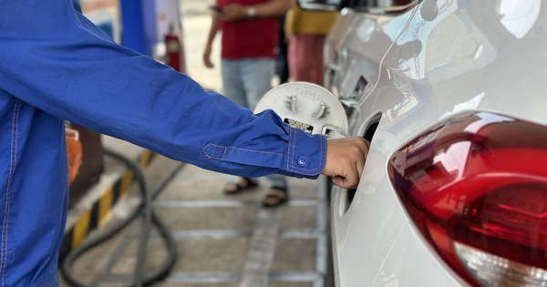 Giá xăng dầu hôm nay 26.3.2026: Thế giới giảm nhiệt, trong nước có thể giảm tiếp?