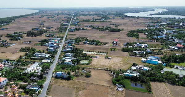 Vì sao người dân 1 xã ở Tây Ninh bị 'đứng bánh' chuyện đất đai, xây nhà?