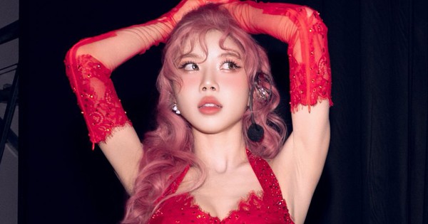 Chị đẹp Việt gây sốt khi tham gia ‘Đạp gió 2026’ tại Trung Quốc là ai?