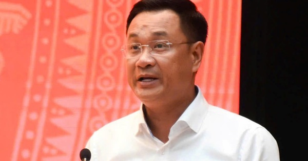 Bí thư Đà Nẵng yêu cầu chấm dứt 'làm việc cầm chừng, đùn đẩy trách nhiệm'