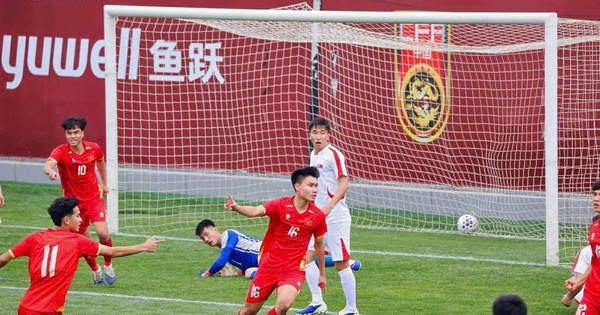 HLV Đinh Hồng Vinh: U.23 Việt Nam trẻ trung nhưng sẵn sàng đánh bại U.23 Thái Lan