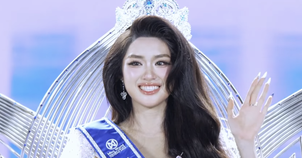 Phan Phương Oanh đăng quang Hoa hậu Thế giới Việt Nam 2025