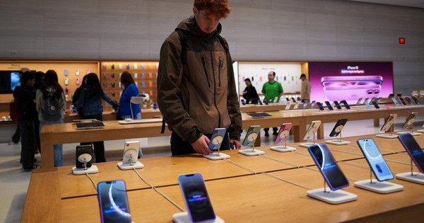 iPad to hơn, mạnh hơn, nhưng vì sao lại rẻ hơn iPhone?