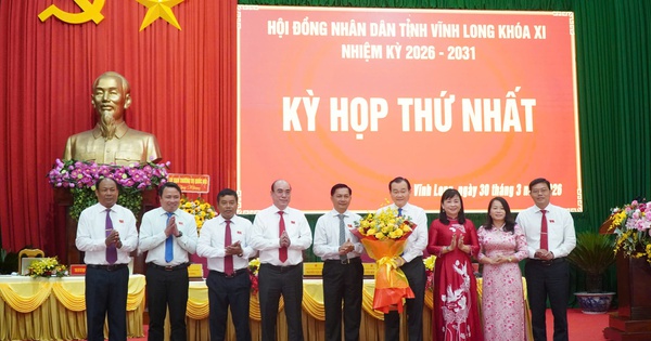Chủ tịch HĐND và Chủ tịch UBND tỉnh Vĩnh Long tái đắc cử