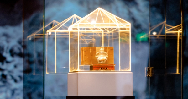 Xá lợi trái tim Bồ tát Thích Quảng Đức tại Việt Nam Quốc Tự: Vì sao chỉ đảnh lễ bên ngoài?