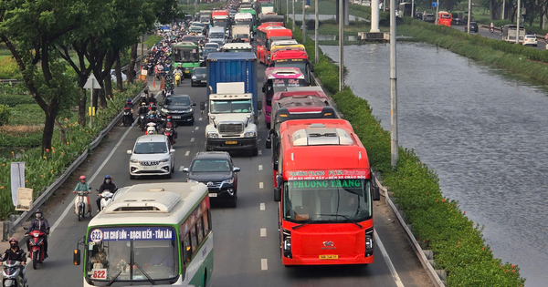 Giá vé xe khách tăng mạnh, Bộ Xây dựng lập đoàn kiểm tra nhiều địa phương