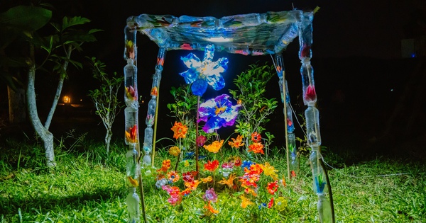 Học sinh 'kể chuyện' về môi trường bằng nghệ thuật sắp đặt từ rác thải