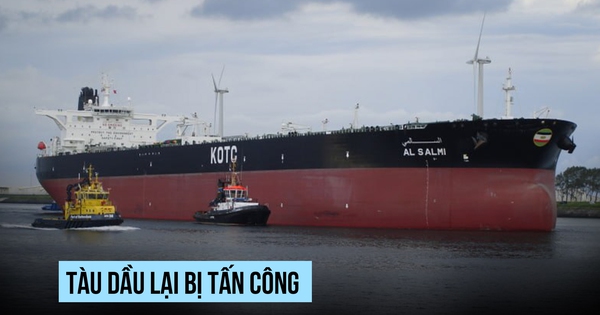 Tàu dầu cháy sau khi bị tấn công tại cảng Dubai