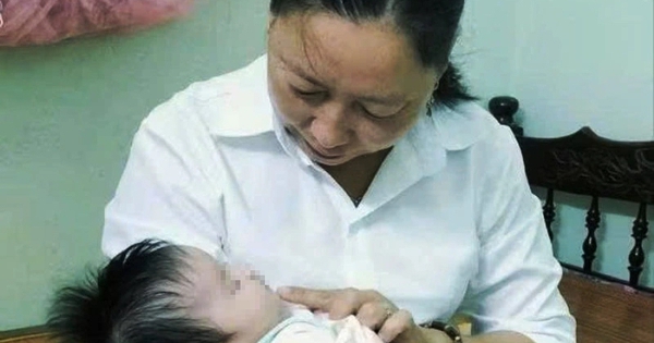 Bé gái sơ sinh bị bỏ rơi kèm thư tay 'Con trót dại, xin nuôi giúp…'
