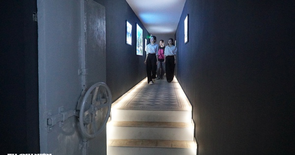 Hầm bí mật dưới Dinh Gia Long xưa: Bên trong có gì?