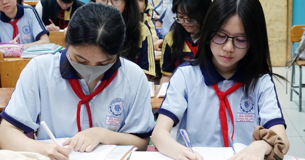 Nóng: TP.HCM thi lớp 10 ngày 1-2.6, đề thi ra sao?