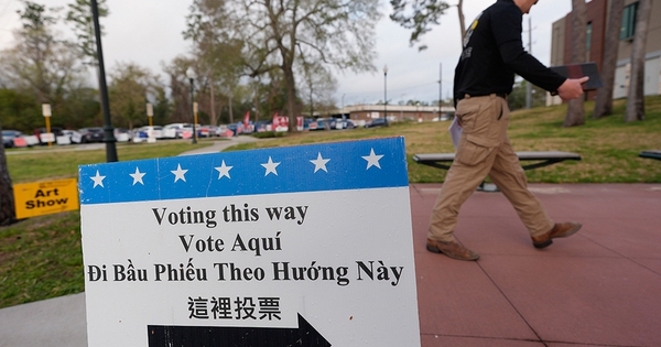 Mỹ khởi động bầu cử sơ bộ giữa kỳ