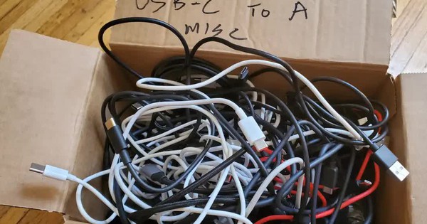 Những cách tận dụng dây sạc cũ khiến người dùng bất ngờ