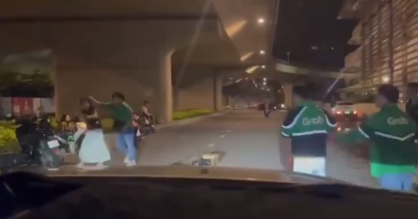 Xác minh người đàn ông gây rối, dọa đánh phụ nữ trước nhà ga T3 sân bay Tân Sơn Nhất