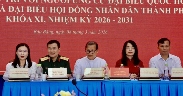 Ứng cử viên Quốc hội TP.HCM tiếp xúc cử tri, cam kết chính sách thiết thực cho thanh niên