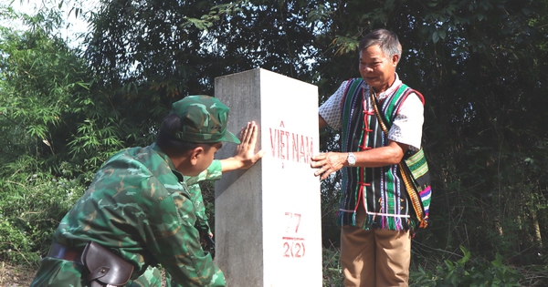 'Cột mốc sống' truyền đời trên biên giới Đồng Nai