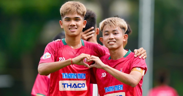 Song tấu số 7 và số 10: ‘Ronaldo - Messi’ phiên bản sinh viên tỏa sáng