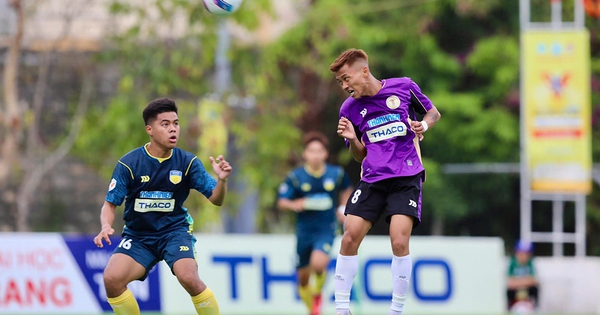 ĐKVĐ và á quân thắng kịch tính