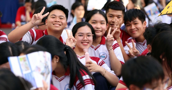 Những tố chất 'vàng' để theo học ngành kinh tế, ngân hàng, luật