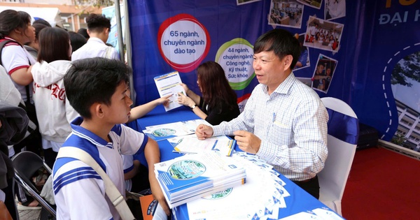 Chuyên gia khuyên học sinh chọn ngành: Tập trung vào bản thân, không chạy theo xu hướng
