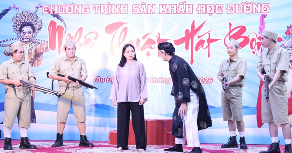 Nghệ sĩ hát bội TP.HCM mang bất ngờ tới trường học