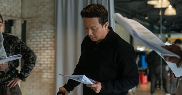 Trấn Thành học 3 thứ tiếng để đóng 'bom tấn' với Park Bo Gum