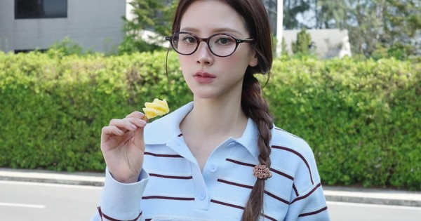 Nàng thêm tự tin khi diện áo kẻ sọc ngang trong ngày nắng