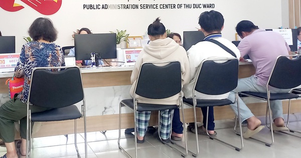 Bộ Nội vụ đề xuất tăng lương cơ sở lên 2,53 triệu đồng/tháng cho cán bộ, công chức