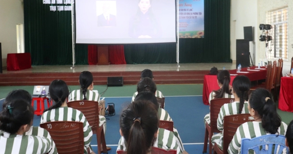 Đề xuất trại tạm giam 'thông minh', có máy chiếu và mã QR nhận tiền