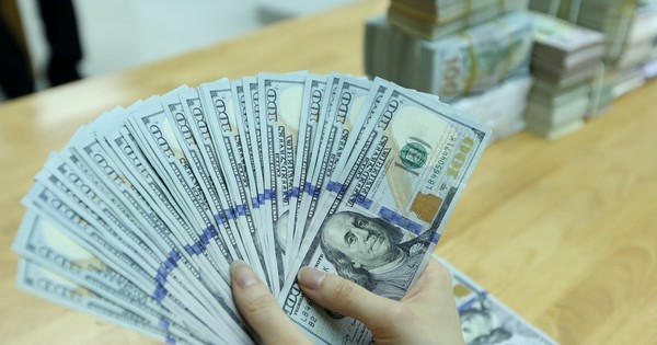 Giá USD hôm nay 1.4.2026: Giữ đà tăng cùng chiều euro, yen Nhật