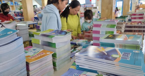 Miễn phí sách giáo khoa nhưng phải hiệu quả và tiết kiệm