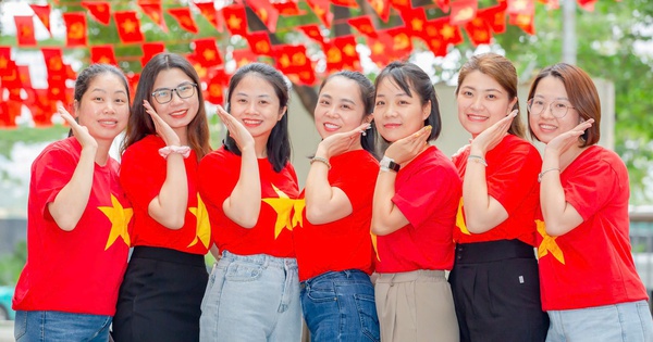 Người lao động ủng hộ hoán đổi ngày nghỉ bù, đề xuất linh hoạt cho các dịp lễ