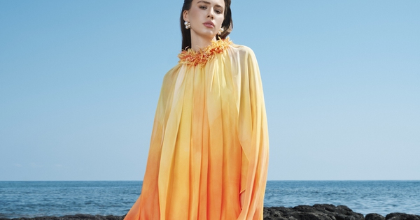 Váy loang màu tươi sáng dẫn dắt xu hướng thời trang resort 2026