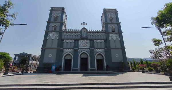 Chuông đồng đúc từ súng thần công ở nhà thờ gần 140 tuổi