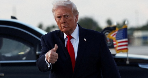 Nóng: Ông Trump tuyên bố phong tỏa eo biển Hormuz ngay lập tức