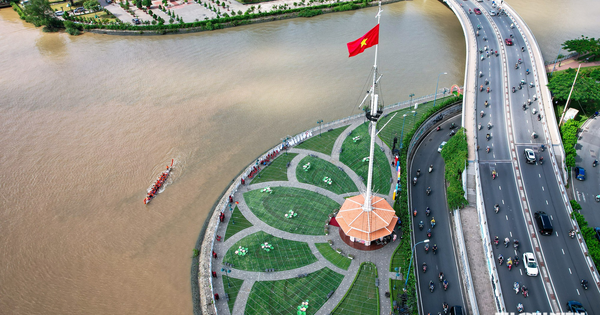 Cấm xe một số đường trung tâm TP.HCM từ tối 16.4: Người dân đi lại ra sao?