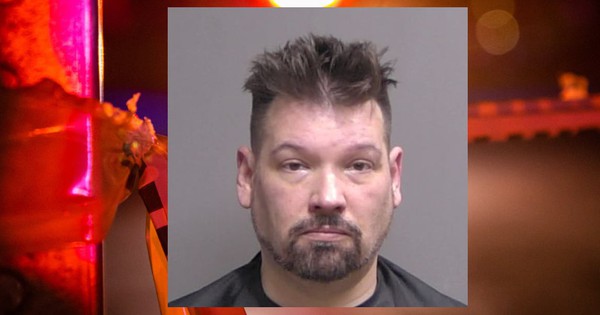 Một người tranh cử thống đốc Florida bị bắt về cáo buộc hành hung người nhà